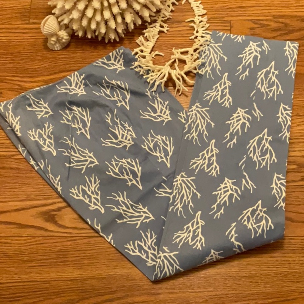 Casual Brooks Brothers light blue pant with beautiful white coral design.